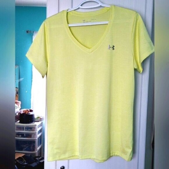 Under Armour Tops - Womens Under Armour Yellow Short Sleeve Athletic V Neck T-Shirt Loose Fit Large